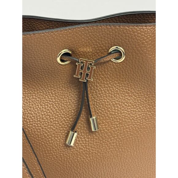 Tommy Hilfiger Brown Faux Leather Bucket Drawstring Crossbody Bag Purse NWT - Picture 2 of 11